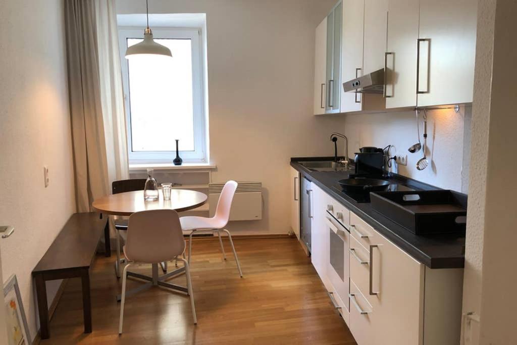 Charmant Leben Im Textilviertel - Stilvolle Wohnung - Zentral Und Ruhig 奥格斯堡 外观 照片